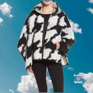French Connection Black & White Wool Blend Zip Front Poncho S/M